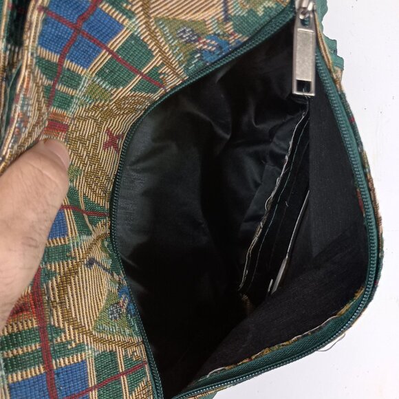 Golf Themed Tapestry Tote Bag With Zippered Pocket & Coin Purse - Picture 7 of 14